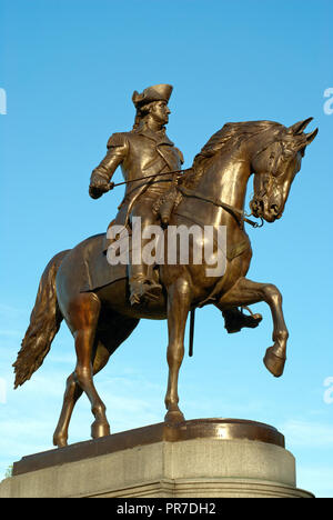 Statue équestre de George Washington (par Thomas Ball) en jardin public, Boston Common Park, Boston, comté de Suffolk, Massachusetts, USA Banque D'Images