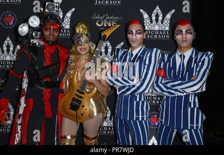 Tapis rouge pour l'Anniversaire de Diamant de Michael Jackson au Mandalay Bay Resort And Casino Las Vegas avec : Michael Jackson Un Cast Où : Las Vegas, Nevada, United States Quand : 29 août 2018 Credit : Judy Eddy/WENN.com Banque D'Images