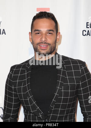 Los Angeles, CA, USA. Sep 29, 2018. Johnny Sibilly, à Los Angeles Californie 2018 Égalité des sexes Awards du JW Marriott Los Angeles à Los Angeles. Vivre à Los Angeles en Californie le 29 septembre 2018. Credit : Faye Sadou/media/Alamy Punch Live News Banque D'Images