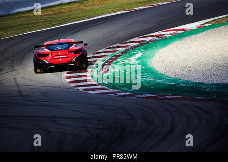 Circuit de Barcelona-Catalunya, Barcelone, Espagne. Sep 30, 2018. Le Festival de la vitesse de Barcelone ; Stephen Earle du Kessel Racing Team lors de la Blancpain GT Sports Club de race : l'action de Crédit Plus Sport/Alamy Live News Banque D'Images