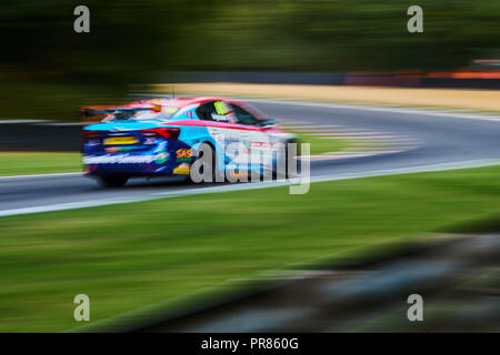 Longfield, Kent, UK, 30 septembre 2018. Pilote de course BTCC Tom Ingram et Speedworks Motorsport lors de la Dunlop MSA British Touring Car Championship à Brands Hatch, Grand Prix. Photo par Gergo Toth / Alamy Live News Banque D'Images