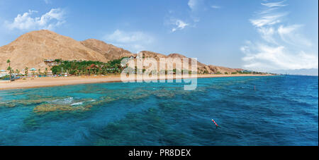 Panorama de la côte d'Eilat sur la mer Rouge, Israël Banque D'Images