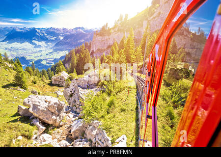 Descente sur le mont Pilatus voyager mondes paysage touristique de la Suisse, Banque D'Images