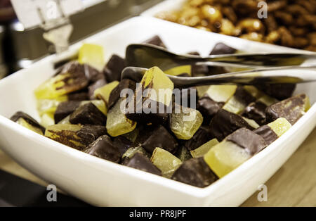 Chocolat artisanal belge typique, typique, détail du produit alimentaire belge en Europe Banque D'Images