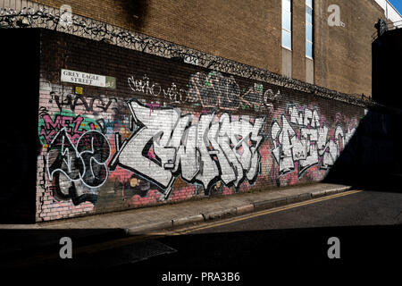 E1 est au coeur de certains des meilleurs de Londres de l'écriture Graffiti Banque D'Images