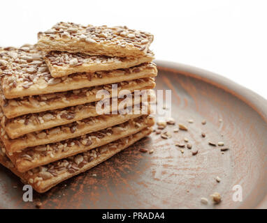 Les cookies avec des céréales, des biscuits sains avec des graines de tournesol, de graines de lin et de graines de sésame. Banque D'Images