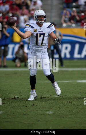 Carson, CA. Sep 30, 2018. Los Angeles Chargers quart-arrière Philip Rivers (17)au cours de la NFL San Francisco 49ers vs Los Angeles Chargers au Stubhub Center de Carson, Ca, le 30 septembre 2018 (Photo par Jevone Moore : csm Crédit/Alamy Live News Banque D'Images