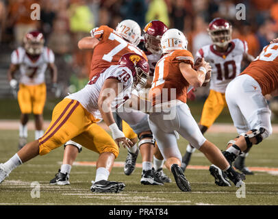 Austin, TX, USA. 15 Sep, 2018. 15 septembre 2018 à la Darrell K Royal - Texas Memorial Stadium, à Austin, TX. (Crédit obligatoire : Juan Lainez/MarinMedia.org/Cal Sport Media) (photographe complet, et de crédit crédit obligatoire) : csm/Alamy Live News Banque D'Images