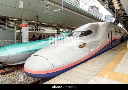 Kyoto, Japon. Sep 30, 2018. Visites - Kyoto train Shinkansen à la gare de Kyoto. Kyoto, 30.09.2018 | Conditions de crédit dans le monde entier : dpa/Alamy Live News Banque D'Images