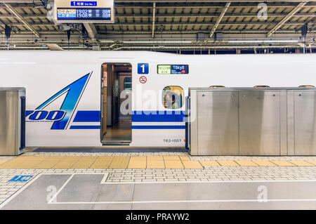 Kyoto, Japon. Sep 30, 2018. Visites - Kyoto Shinkansen train à la gare de Kyoto. Kyoto, 30.09.2018 | Conditions de crédit dans le monde entier : dpa/Alamy Live News Banque D'Images