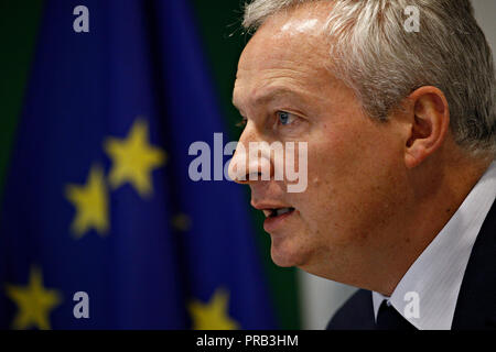 Luxembourg, Luxembourg. 1er oct 2018. L'économie française, le ministre du Commerce, des finances, Bruno Le Maire donne une conférence de presse au cours d'une réunion de l'Eurogroupe au siège de l'UE. Alexandros Michailidis/Alamy Live News Banque D'Images