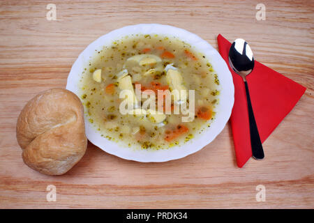 Soupe traditionnelle polonaise bortsch blanc Banque D'Images