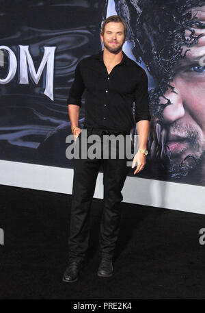 WESTWOOD, CA - 01 OCTOBRE : l'Acteur Kellan Lutz participe à la première mondiale de Columbia Pictures' 'Venom' au Regency Village Theatre Le 1 octobre 2018 à Westwood, en Californie. Photo de Barry King/Alamy Live News Banque D'Images