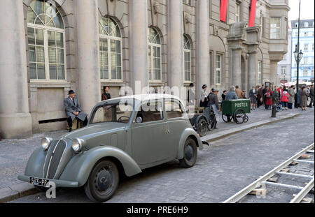 Prague, République tchèque. 27 Sep, 2018. La place Senovazne à Prague, en République tchèque, est prêt pour le tir de 'Resistance' film, le 27 septembre 2018. Le film est réalisé par Jonathan Jakubowicz. Credit : Katerina Sulova/CTK Photo/Alamy Live News Banque D'Images