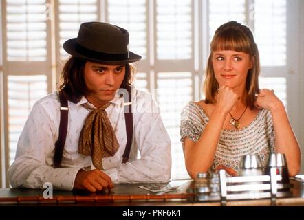 Titre original : BENNY ET JOON. Titre en anglais : BENNY ET JOON. Année : 1993. Directeur : JEREMIAH S. CHECHIK. Stars : Johnny Depp, MARY STUART MASTERSON. Credit : M.G.M / Album Banque D'Images