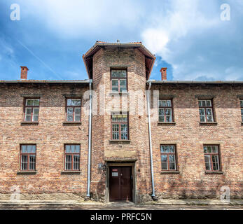 Bloc 24 est le premier bâtiment que les visiteurs voir sur une tournée des principaux camps d'Auschwitz. Ce bâtiment a été l'emplacement de la maison close et le camp libr Banque D'Images