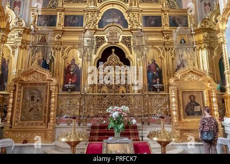 Varsovie, Pologne 31 Mai 2018 : l'intérieur de la cathédrale métropolitaine de la sainte et de l'égalité-à-le-Apôtres Marie Madeleine. Cathédrale Orthodoxe polonaise se Banque D'Images