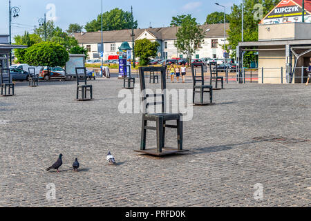 Cracovie, Pologne, le 5 juin 2018 : mémorial pour les Juifs du ghetto de Cracovie sur le site leur expulsion sur la Place des Héros du ghetto dans le quartier Podgorze . Chaque Banque D'Images