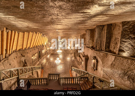 Wieliczka, Pologne 2 Juin 2018 : la chapelle Saint Cunégonde dans la mine de sel de Wieliczka. Ouvert au 13ème siècle, la mine a produit le sel de table. Est comme l'un des Banque D'Images