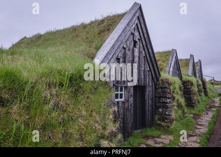 Dans les bâtiments de ferme historique Keldur Turf House Museum dans la partie sud de l'Islande Banque D'Images