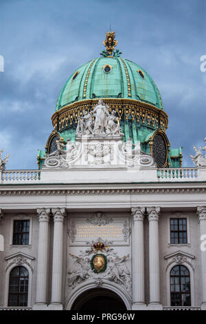Dôme de la Hofburg, qui est l'ancien palais impérial de la dynastie des Habsbourgs. Il est situé dans la vieille ville de Vienne, Autriche, Europe Banque D'Images