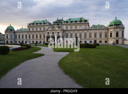 Schloss Belvedere est un ensemble de palais de style baroque situé à Vienne. Le palais fut construit en 1723 et a été conçu par Johann Lukas von Hildebrandt comprend : Atmosphère Où : Vienne, Autriche Quand : 01 Sep 2018 Crédit : Oscar Gonzalez/WENN.com Banque D'Images