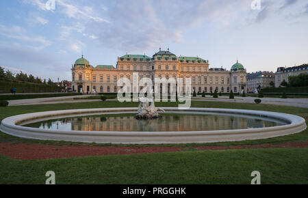 Schloss Belvedere est un ensemble de palais de style baroque situé à Vienne. Le palais fut construit en 1723 et a été conçu par Johann Lukas von Hildebrandt comprend : Atmosphère Où : Vienne, Autriche Quand : 01 Sep 2018 Crédit : Oscar Gonzalez/WENN.com Banque D'Images