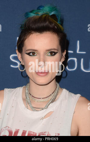 Sherman Oaks, CA. 2e oct, 2018. Bella Thorne au je vois toujours vous Projection spéciale à l'Arclight Theatre à Sherman Oaks, Californie, le 2 octobre 2018. Crédit : David Edwards/media/Alamy Punch Live News Banque D'Images