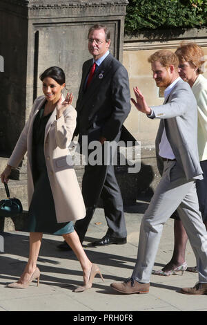 Chichester, West Sussex, UK. Le duc et la duchesse de Kent, le prince Harry et Meghan Markle photographié visitant Chichester, West Sussex. Mercredi 3 octobre 2018 Crédit : Sam Stephenson/Alamy Live News Banque D'Images