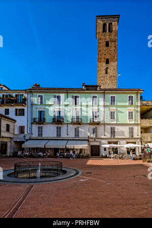 Italie Piémont Novara broletto ancienne, le Palazzo Vecchio, la tour municipale, Banque D'Images