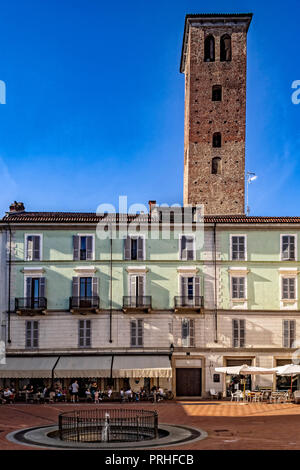 Italie Piémont Novara broletto ancienne, le Palazzo Vecchio, la tour municipale, Banque D'Images