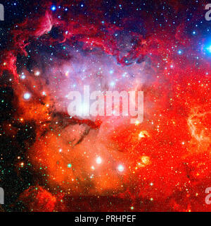 Nébuleuse Fiery dans l'espace. Éléments de cette image fournie par la NASA. Banque D'Images