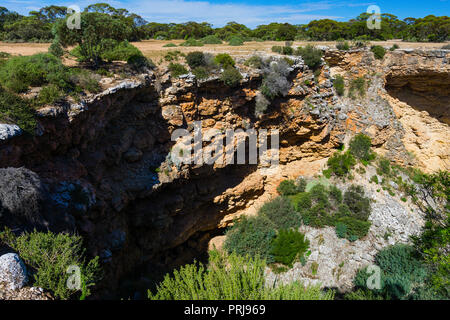 Weebubbie caverne sur la Nullabor Plain près de Eucla Australie Occidentale Banque D'Images