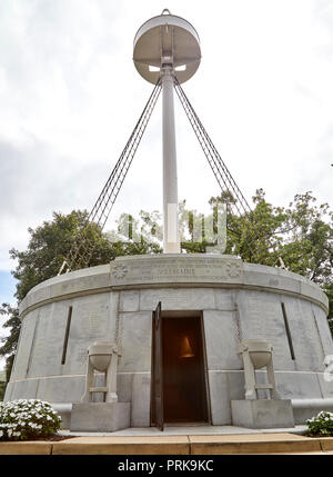 Arlington, Virginia, USA - 15 septembre 2018 : USS Maine au cimetière national d'Arlington memorial Banque D'Images