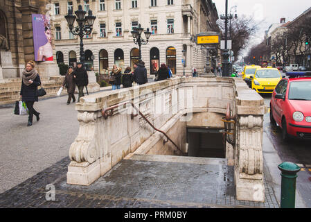 Ancienne station de métro à Budapest Banque D'Images