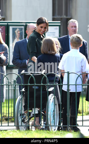 Brighton UK 3 Octobre 2018 - La Duchesse de Sussex arrive à le Royal Pavilion à Brighton aujourd'hui dans le cadre de leur première visite à la région où ils ont été à Chichester et Bognor ainsi que Brighton Crédit : Simon Dack/Alamy Live News Banque D'Images