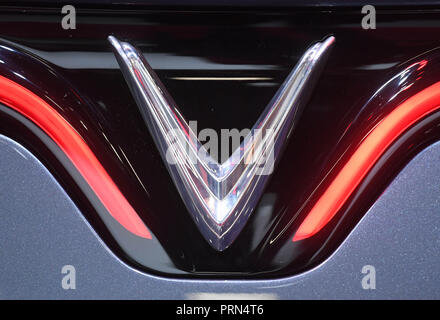 Paris, France. 06Th Oct, 2018. Un logo Vinfast prises sur la deuxième journée de la presse du Salon International de l'Automobile de Paris. Le salon sera ouvert au public du 04 au 14 octobre. Credit : Uli Deck/dpa/Alamy Live News Banque D'Images