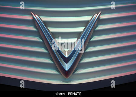 Paris, France. 06Th Oct, 2018. Un logo Vinfast prises sur la deuxième journée de la presse du Salon International de l'Automobile de Paris. Le salon sera ouvert au public du 04 au 14 octobre. Credit : Uli Deck/dpa/Alamy Live News Banque D'Images