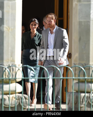 Brighton UK 3 Octobre 2018 - Le duc et la duchesse de Kent quitte le Royal Pavilion à Brighton aujourd'hui dans le cadre de leur première visite à la région où ils ont été à Chichester et Bognor ainsi que Brighton Crédit : Simon Dack/Alamy Live News Banque D'Images