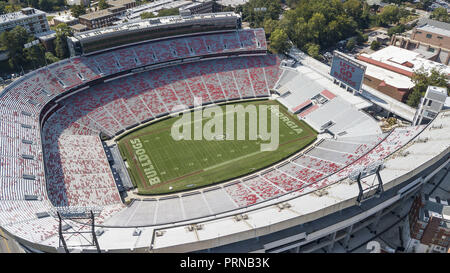 Athens, Georgie, USA. 3e oct, 2018. Le 03 octobre 2018 - Athènes, Géorgie, USA : vues aériennes de stade Sanford, qui est le lieu de la lecture sur le campus pour le football à l'université de Georgia à Athens, Georgia, United States. Le stade de 92 746 places est le dixième plus grand stade au sein de la NCAA. Crédit : Walter G Arce Sr Asp Inc/ASP/ZUMA/Alamy Fil Live News Banque D'Images