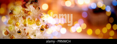 Image composite de lumières de Noël cercle jaune Banque D'Images