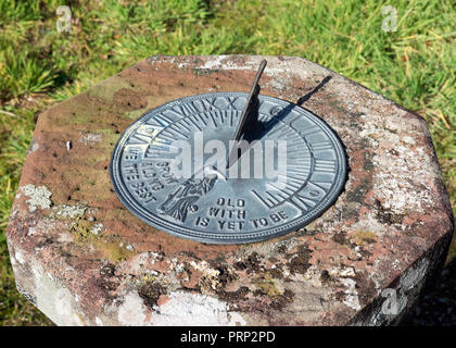 Cadran solaire à Muncaster Castle, Eskdale, Parc National de Lake District, Cumbria, Royaume-Uni Banque D'Images