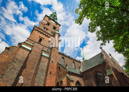 Copenhague, Saint Nicholas Church (Kunsthallen Nikolaj) Banque D'Images