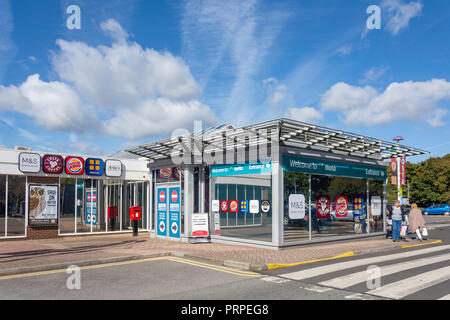 Entrée de Moto Leigh Delamere Services d'autoroute de l'Ouest (M4), Leigh Delamere, Wiltshire, Angleterre, Royaume-Uni Banque D'Images