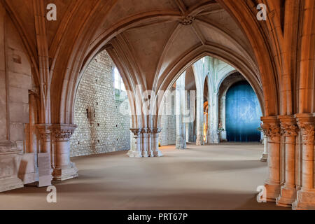 Santarem, Portugal. Ci-dessous jubé ou écran chorale dans l'église de Convento de Couvent de São Francisco. 13e siècle gothique mendiant. Franciscan Banque D'Images