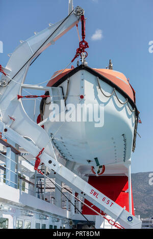 Portrait d'une embarcation sur le pont d'un navire de croisière Banque D'Images