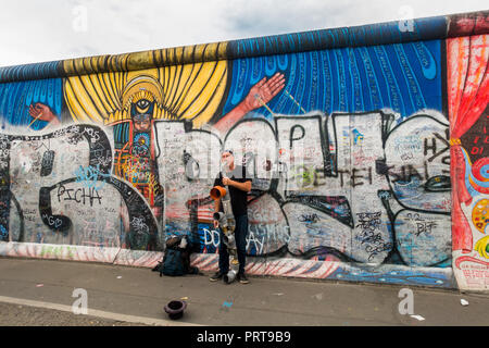 Le mur de Berlin, East Side Gallery Banque D'Images