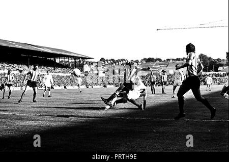 Leeds United v Tottenham Hotspur 1974 Banque D'Images