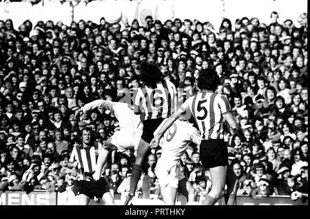 Leeds United v Tottenham Hotspur 1974 Banque D'Images