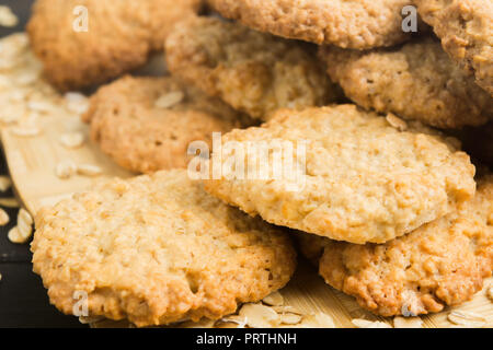 Vue rapprochée de Oatmeal Cookies prêt à manger, selective focus Banque D'Images